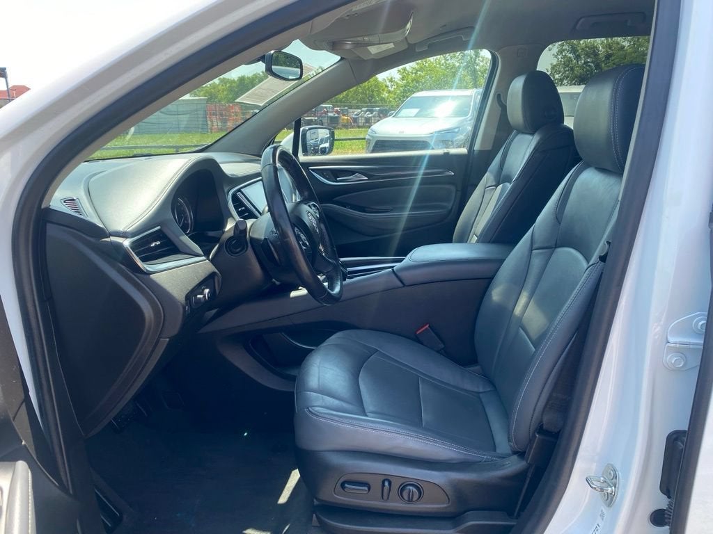 2021 Buick Enclave Essence