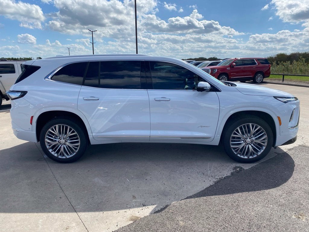2027 Buick Enclave Avenir