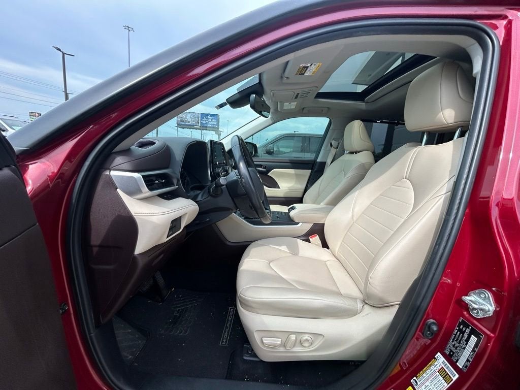 2021 Toyota Highlander XLE