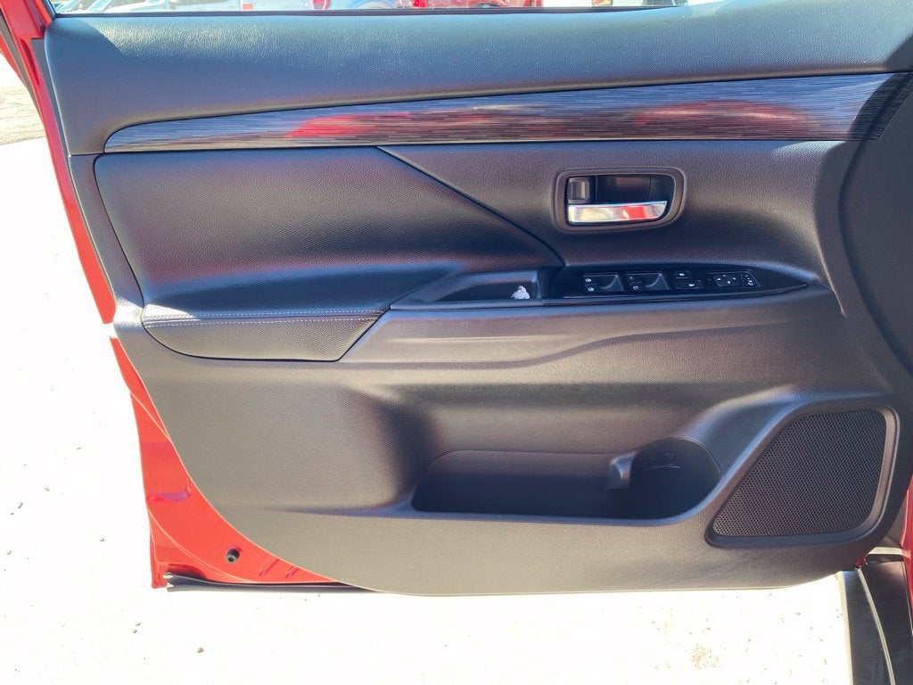 2016 Mitsubishi Outlander SEL