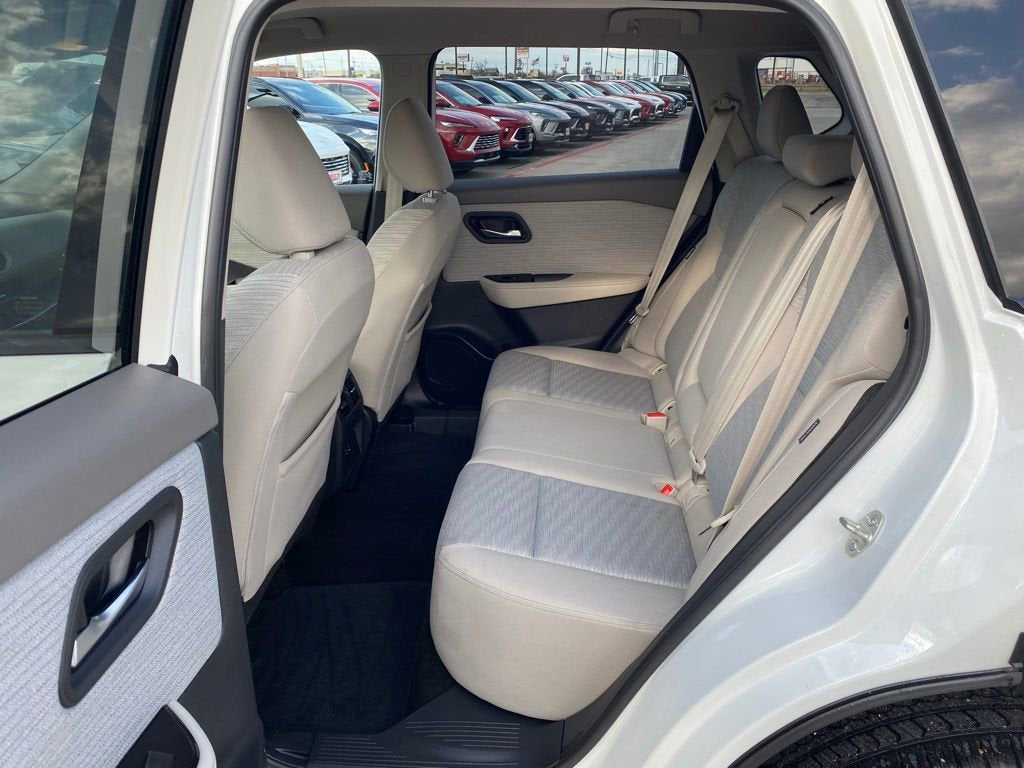 2021 Nissan Rogue SV FWD