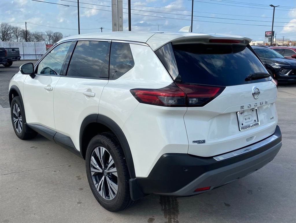 2021 Nissan Rogue SV FWD