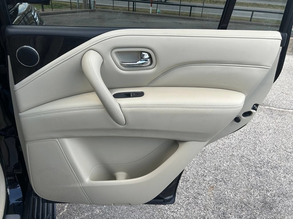 2024 INFINITI QX80 LUXE AWD