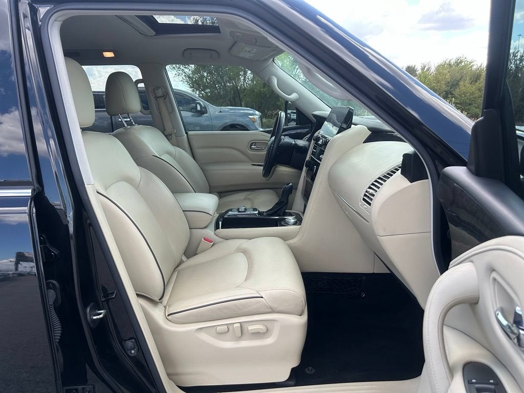 2024 INFINITI QX80 LUXE AWD