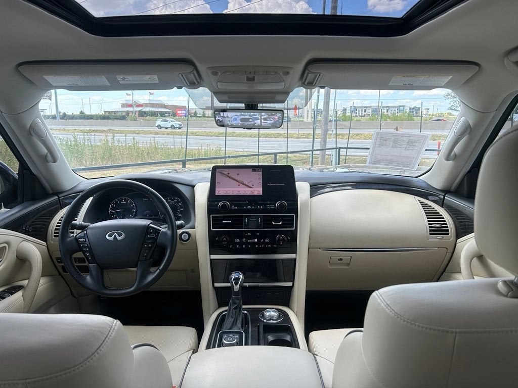 2024 INFINITI QX80 LUXE AWD