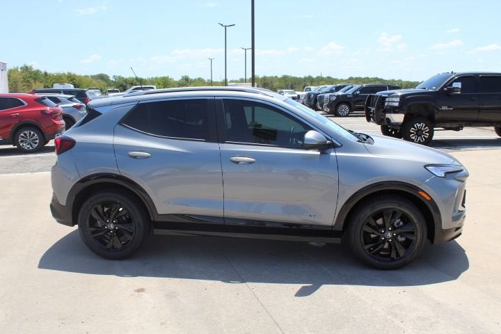 2026 Buick Encore GX Sport Touring - Photo 6
