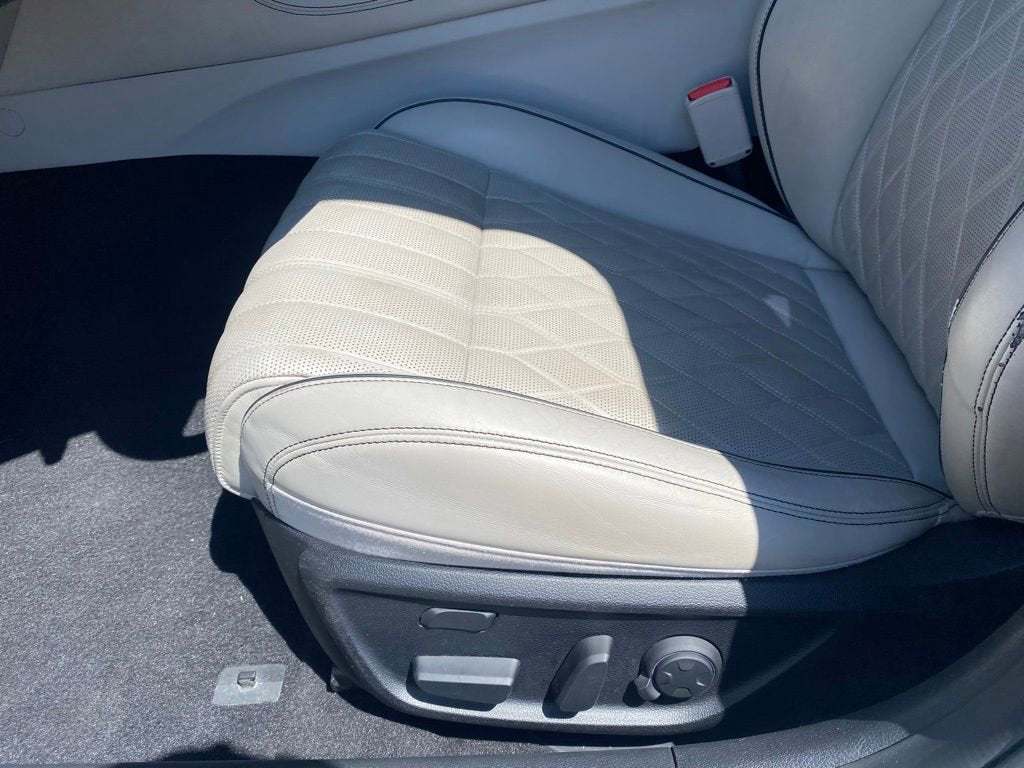 2019 Genesis G70 3.3T Advanced