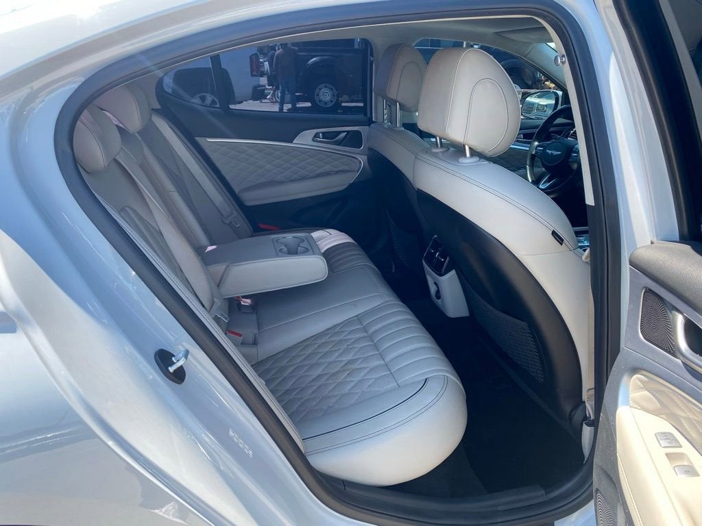 2019 Genesis G70 3.3T Advanced