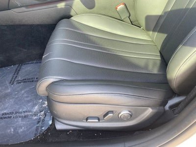 2025 Genesis G80 2.5T AWD