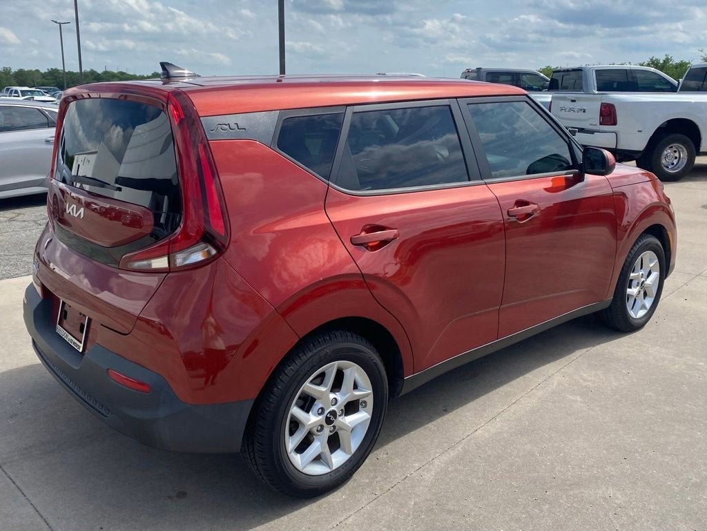 2022 Kia Soul LX