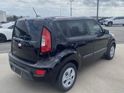 2013 Kia Soul Base
