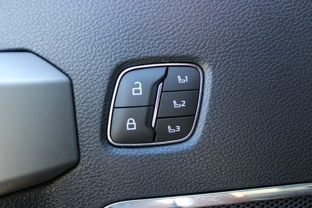 2022 Ford F-350SD Lariat