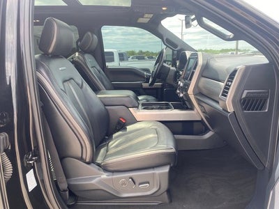 2022 Ford F-450SD Platinum DRW