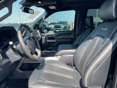 2022 Ford F-450SD Platinum DRW