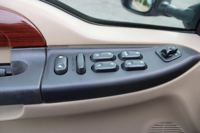 2005 Ford F-250SD Lariat