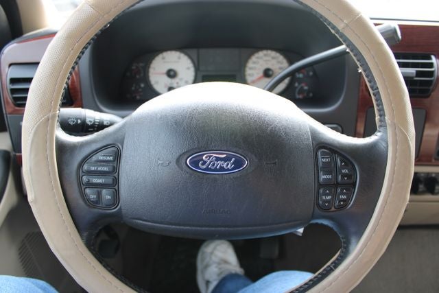 2005 Ford F-250SD Lariat