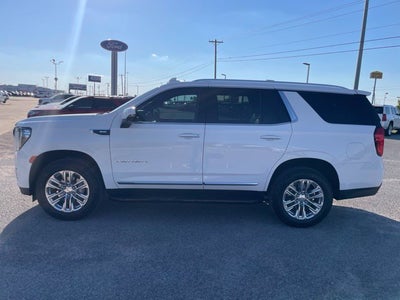 2023 GMC Yukon SLT