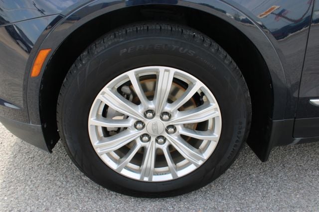 2017 Cadillac XT5 Base