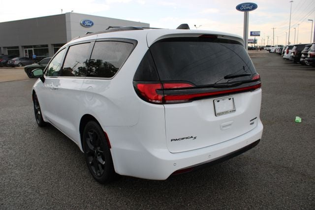 2025 Chrysler Pacifica Limited