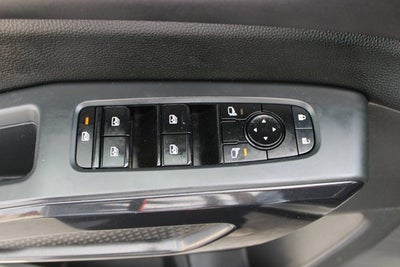 2023 Nissan Pathfinder S