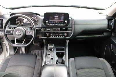 2023 Nissan Pathfinder S