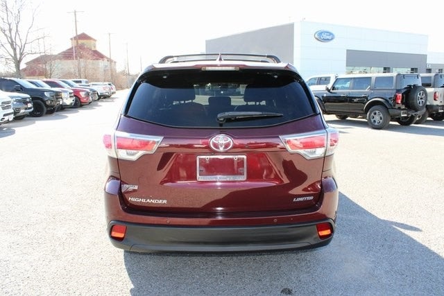 2015 Toyota Highlander Base