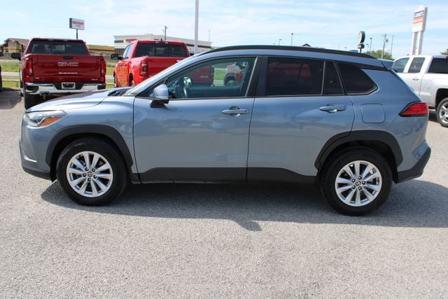 2022 Toyota Corolla Cross LE