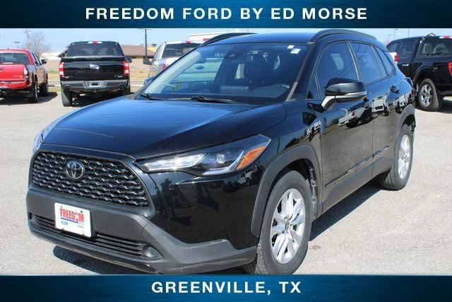 2022 Toyota Corolla Cross LE
