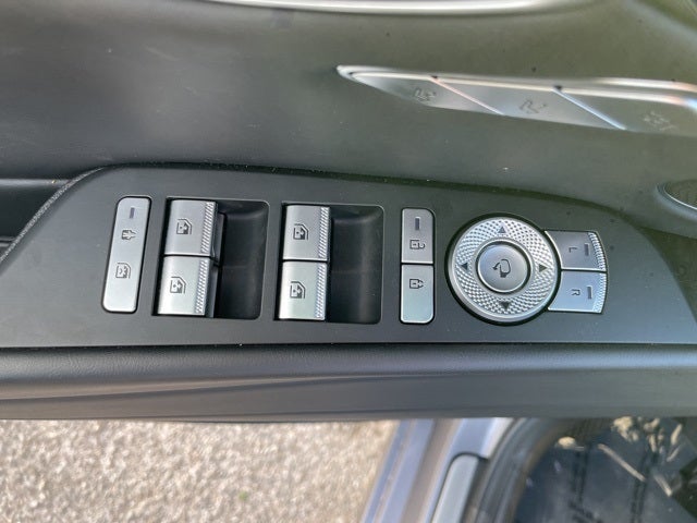 2025 Genesis G80 2.5T