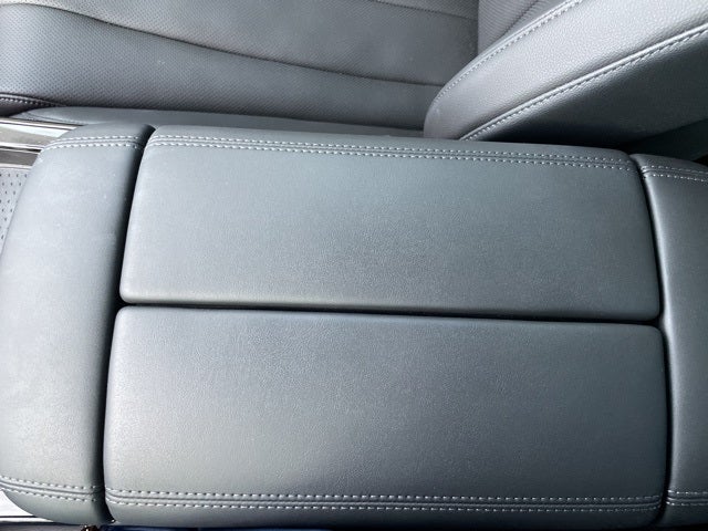 2025 Genesis G80 2.5T