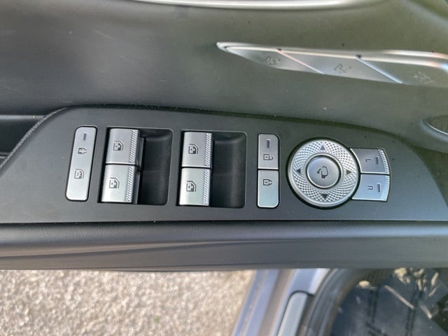 2025 Genesis G80 2.5T